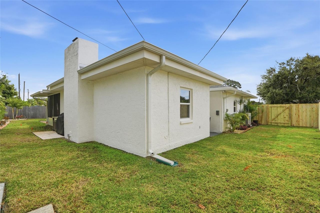 5091 35th Terrace N, Saint Petersburg, FL 33710 Photo