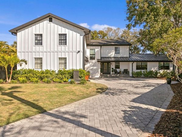 4911 W BAY WAY PLACE, TAMPA, FL 33629