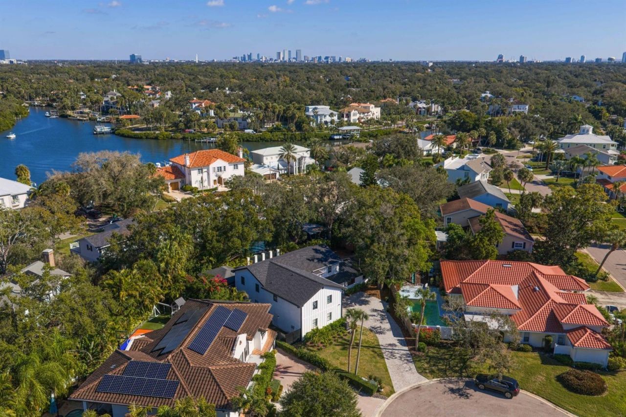 4911 W Bay Way Place, Tampa, FL 33629 Photo