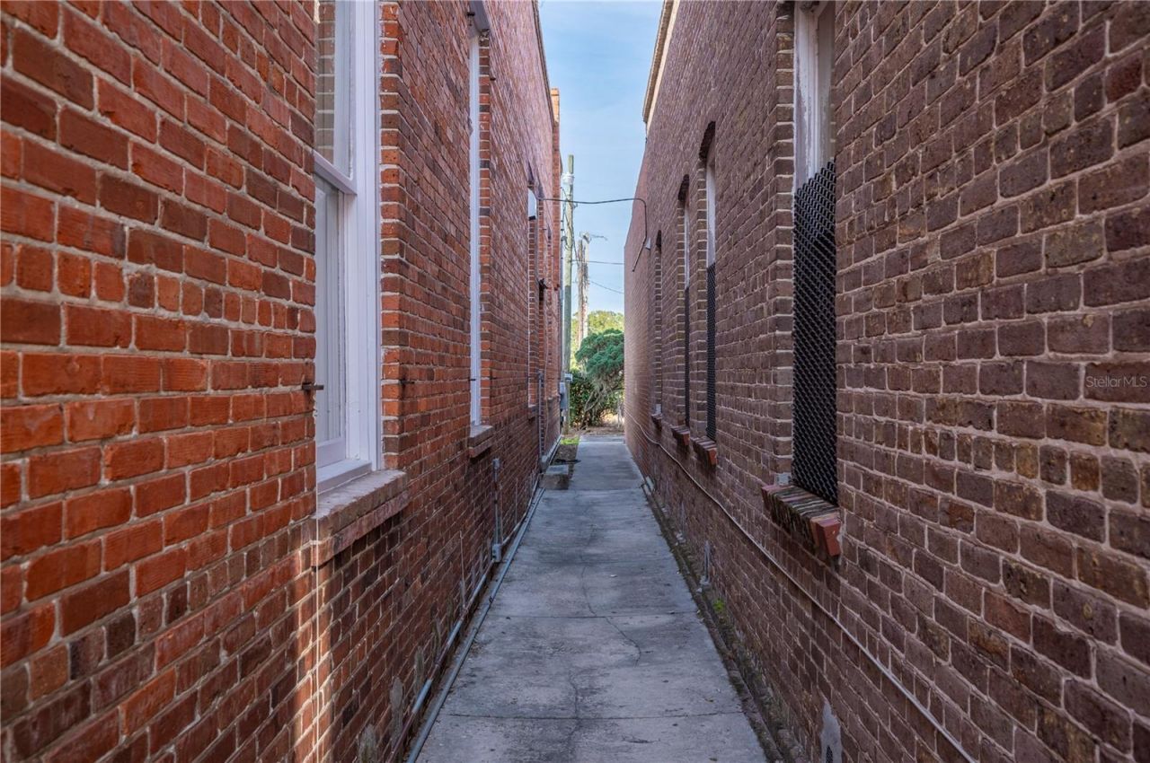 150 E Davidson Street, Bartow, FL 33830 Photo