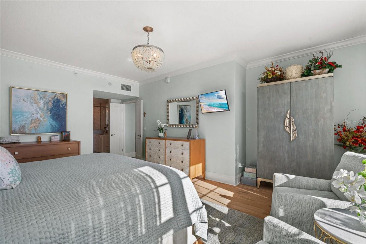 1260 Dolphin Bay Way, Unit 401, Sarasota, FL 34242 Photo