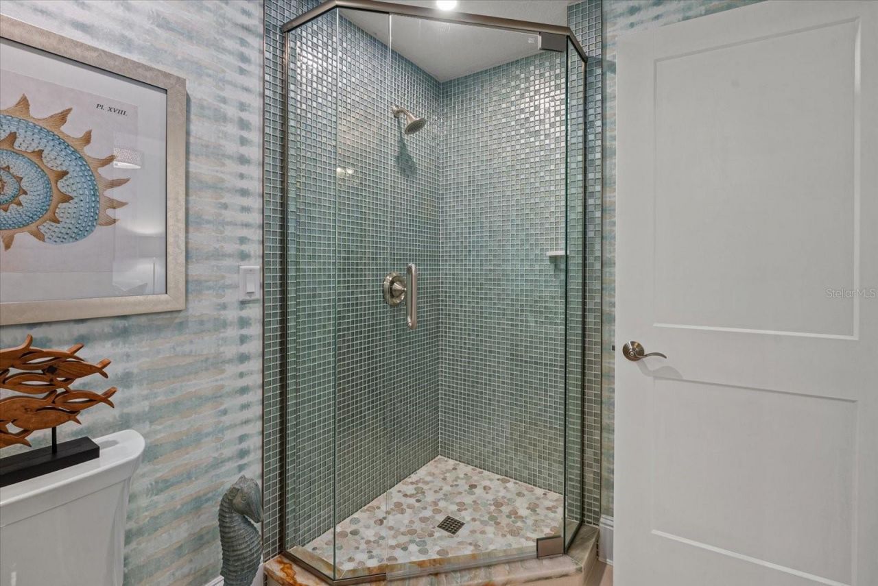 1260 Dolphin Bay Way, Unit 401, Sarasota, FL 34242 Photo