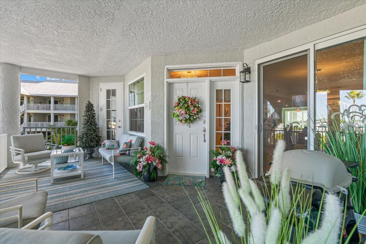 1260 Dolphin Bay Way, Unit 401, Sarasota, FL 34242 Photo