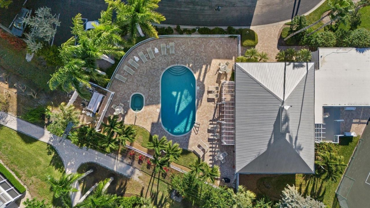 1260 Dolphin Bay Way, Unit 401, Sarasota, FL 34242 Photo