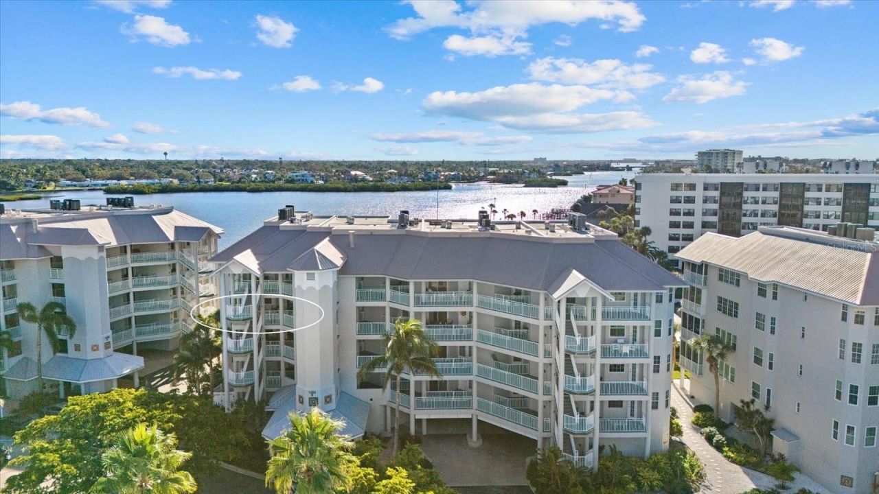 1260 Dolphin Bay Way, Unit 401, Sarasota, FL 34242 Photo
