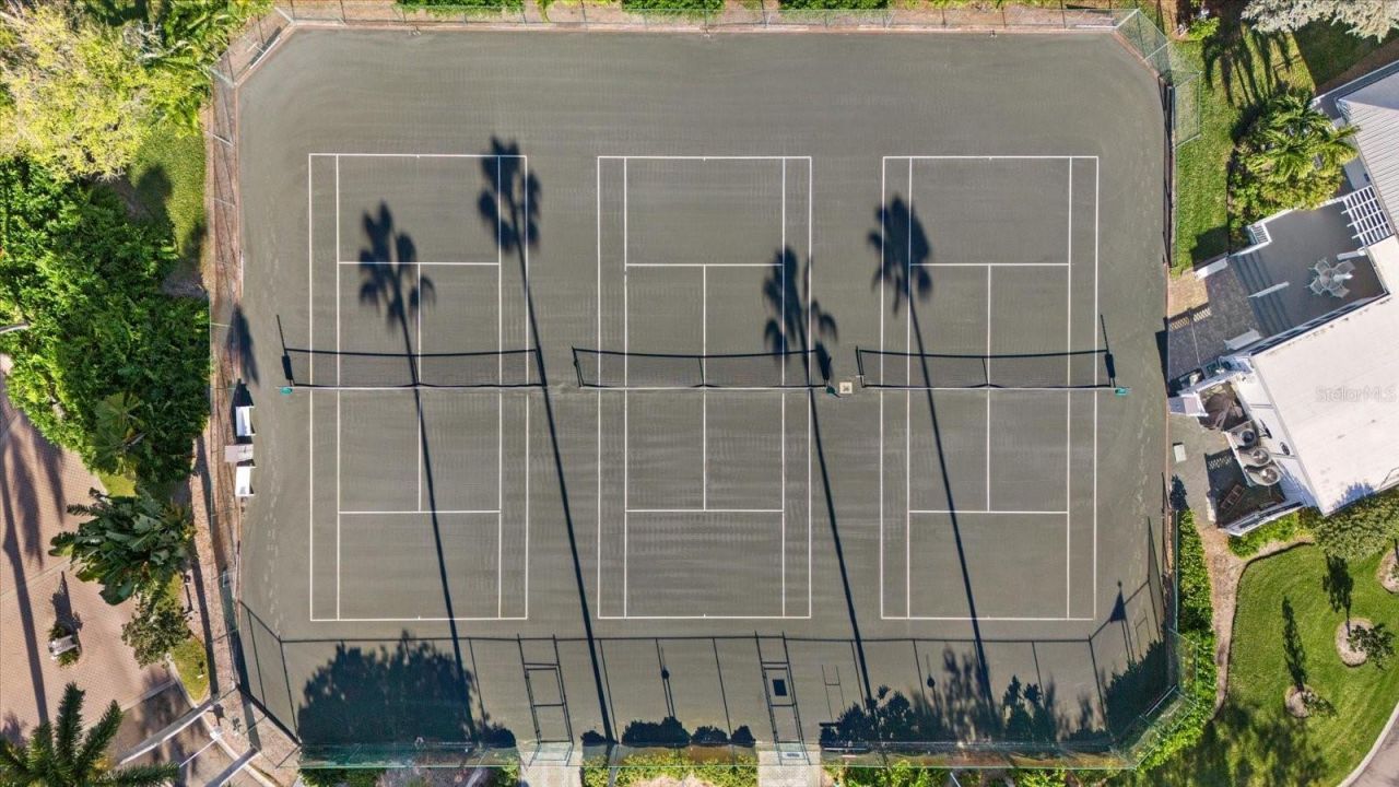 1260 Dolphin Bay Way, Unit 401, Sarasota, FL 34242 Photo