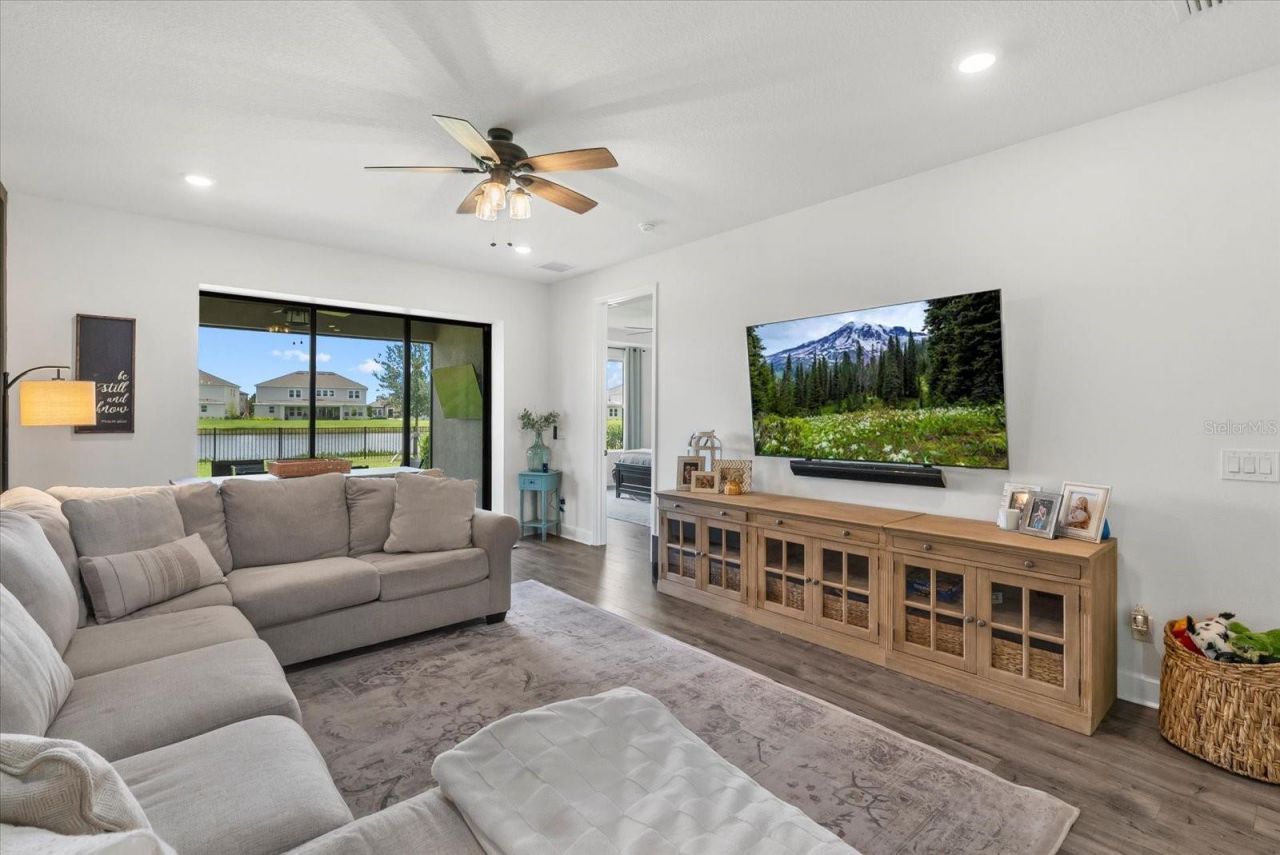 16419 Paynes Mill Drive, Lakewood Ranch, FL 34211 Photo