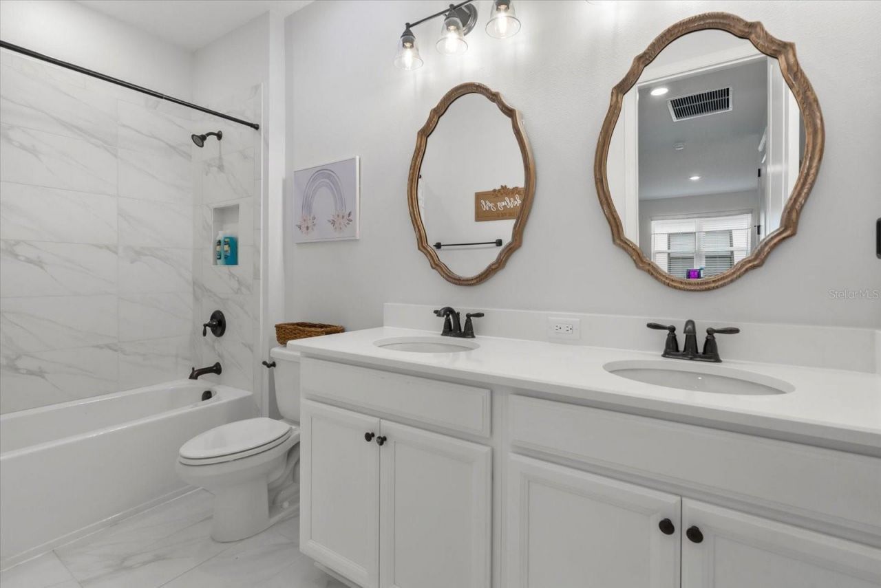 16419 Paynes Mill Drive, Lakewood Ranch, FL 34211 Photo