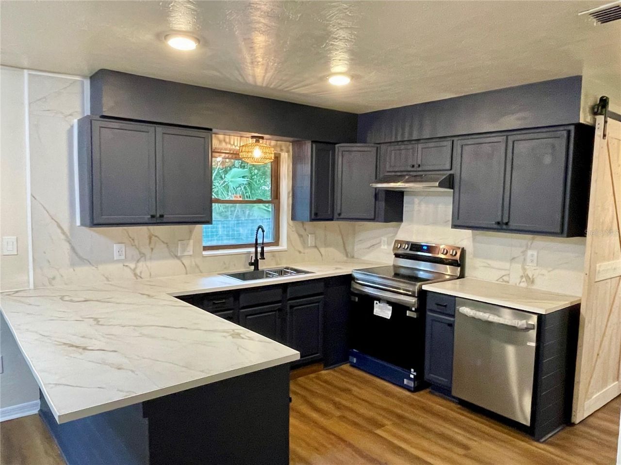 1715 NE 6th Place, Gainesville, FL 32641 Photo