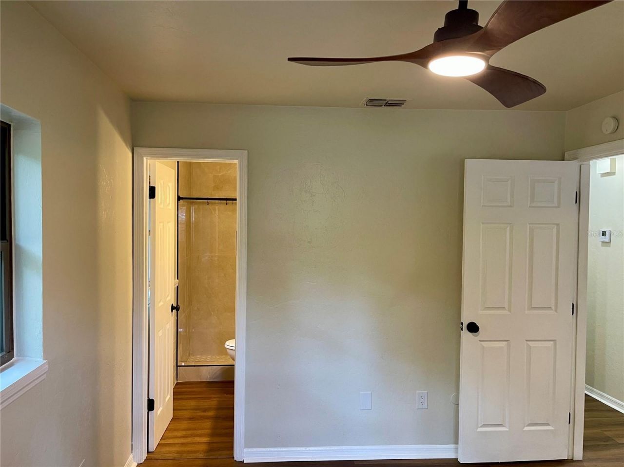 1715 NE 6th Place, Gainesville, FL 32641 Photo