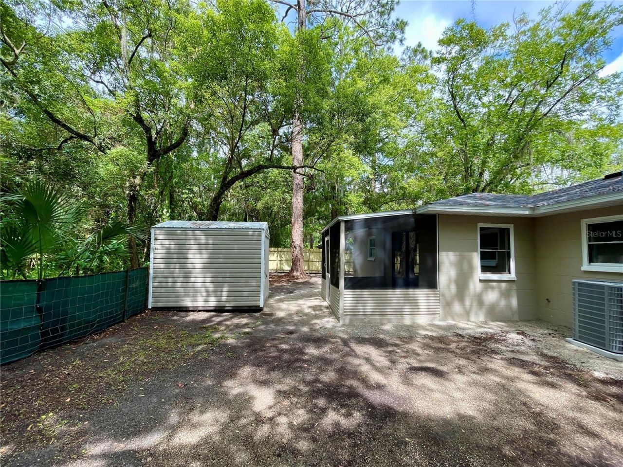 1715 NE 6th Place, Gainesville, FL 32641 Photo
