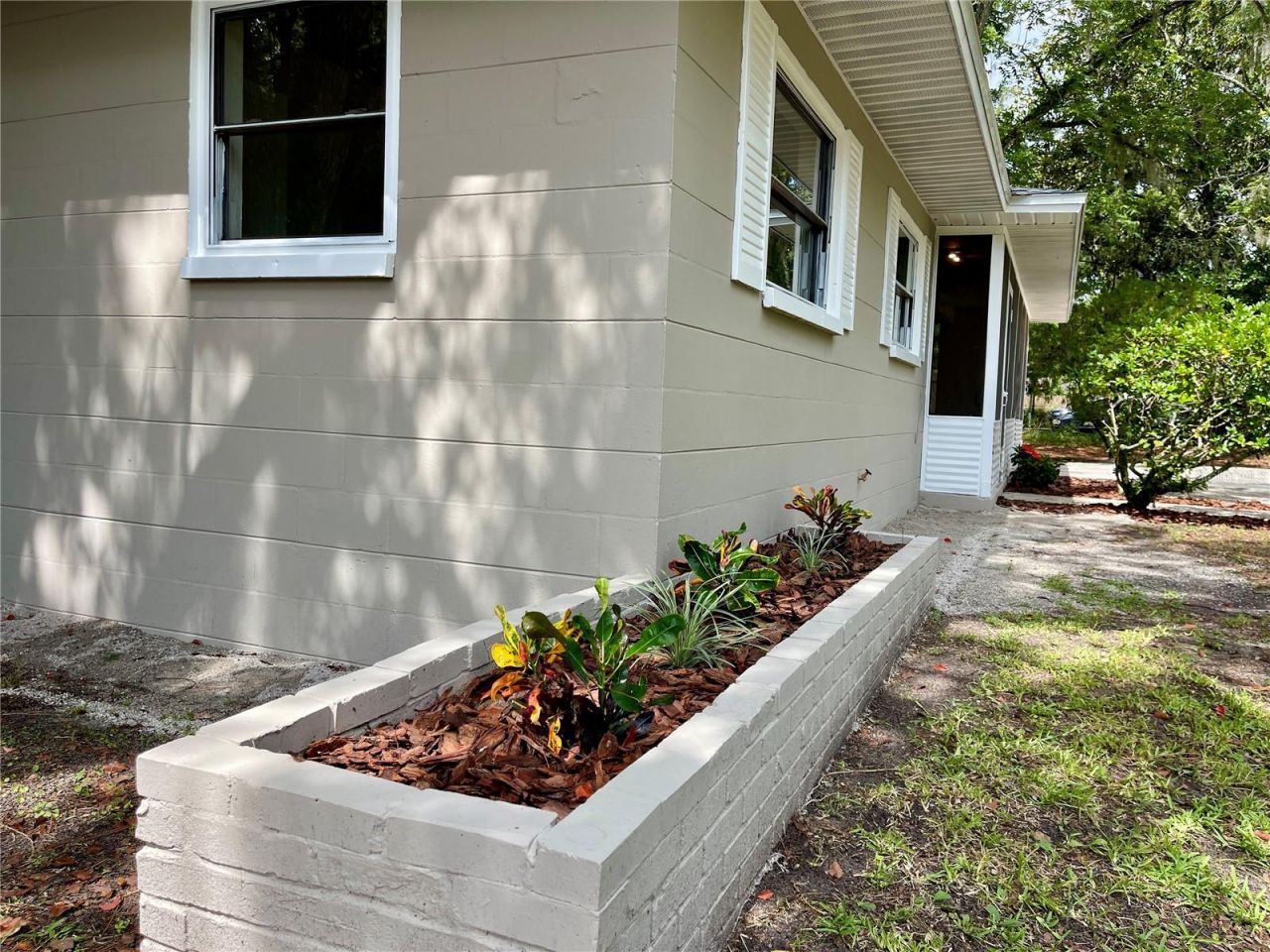 1715 NE 6th Place, Gainesville, FL 32641 Photo