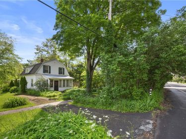 31 W Lake Road, Branchport, NY 14418