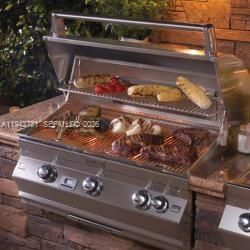 6450 Collins Ave, Unit 703, Miami Beach, FL 33141 Photo