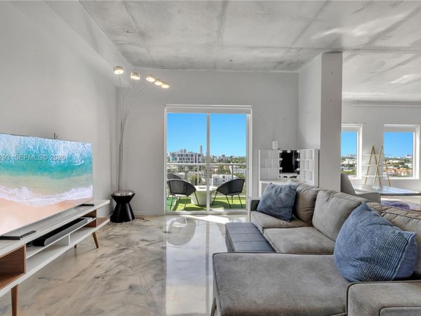 10 SW South River Dr, Unit 1111, Miami, FL 33130