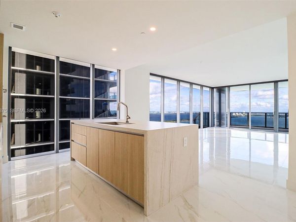 700 NE 24 st, Unit 4201, Miami, FL 33137