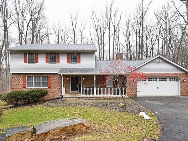 9 WHITE OAK DRIVE, FLEETWOOD, PA 19522