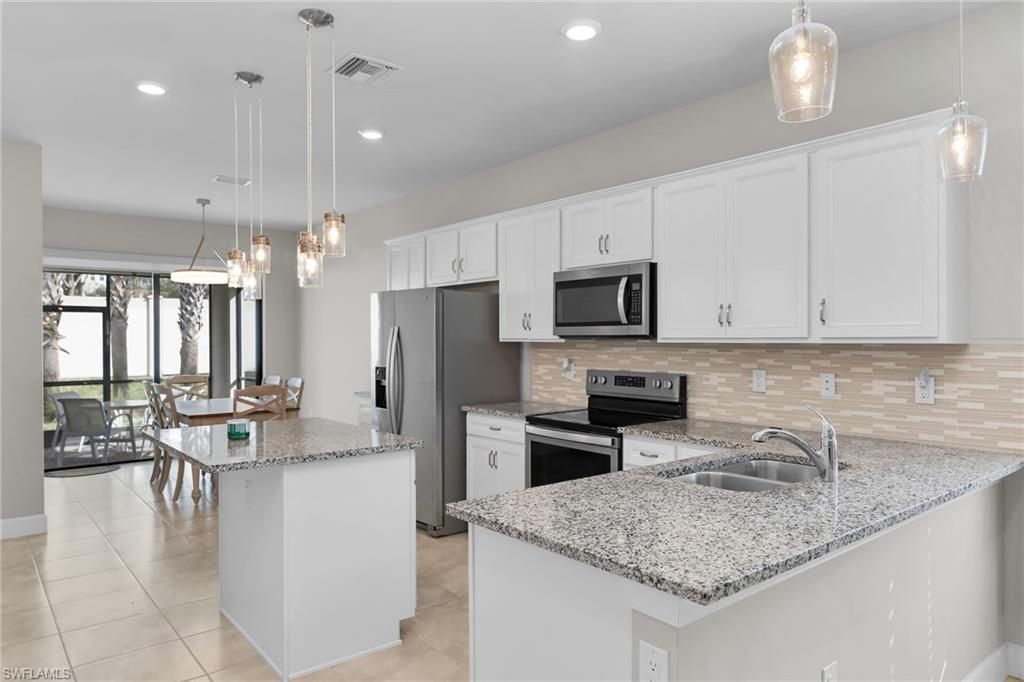 9594 Bexley Dr, Fort Myers, FL 33967 Photo