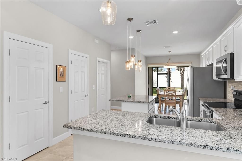 9594 Bexley Dr, Fort Myers, FL 33967 Photo