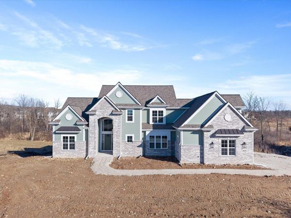 4660 Fenley Way, Brookfield, WI 53045
