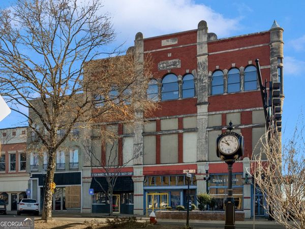 102 N Hill Street, Unit 302, Griffin, GA 30223