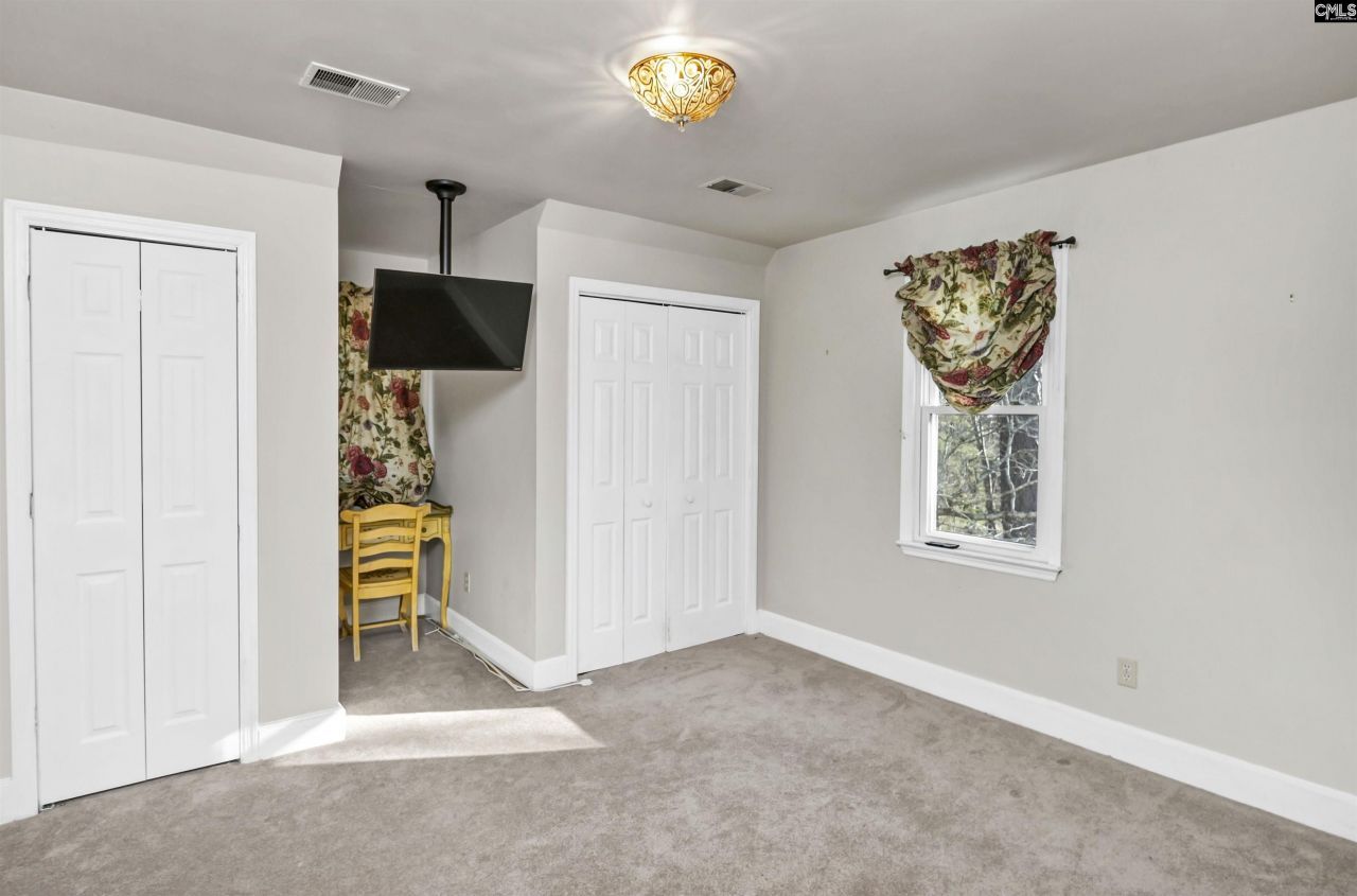 730 Stoneridge Road Photo 26