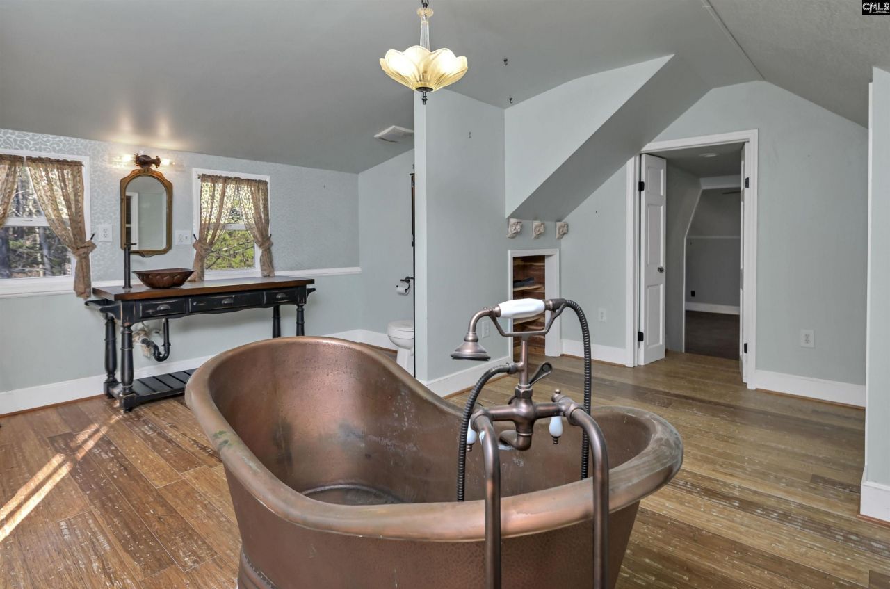 730 Stoneridge Road Photo 31