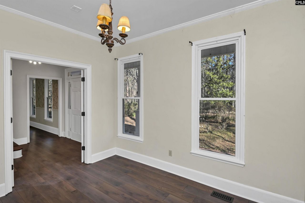 730 Stoneridge Road Photo 38