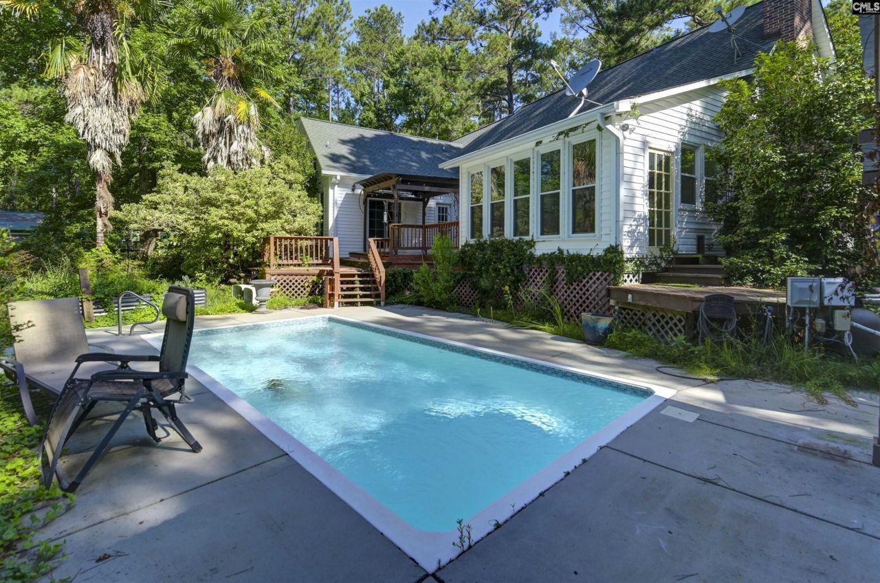 730 Stoneridge Road Photo 4