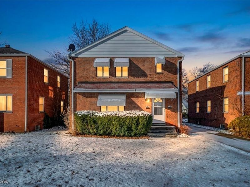 422 E 222nd street, Unit 2, Euclid, OH 44123 Photo 1