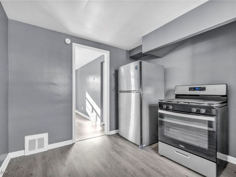 422 E 222nd street, Unit 2, Euclid, OH 44123 Photo 9
