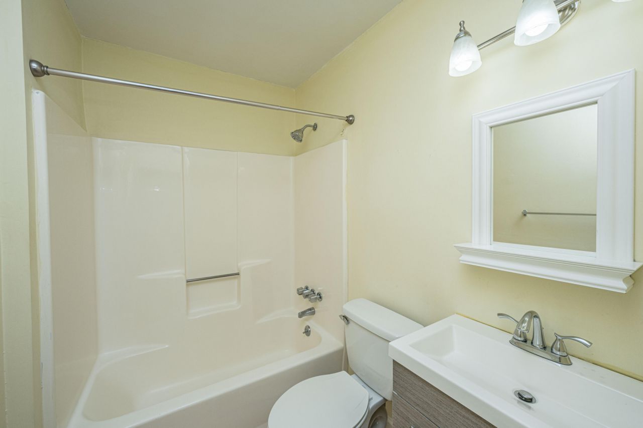 2073 Rondo Street Photo 19