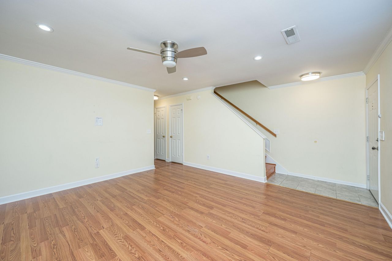 2073 Rondo Street Photo 8