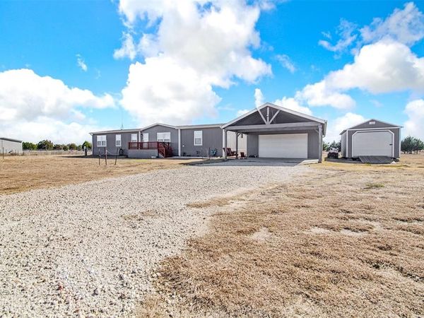 334 Lake Whitney Drive, Whitney, TX 76692