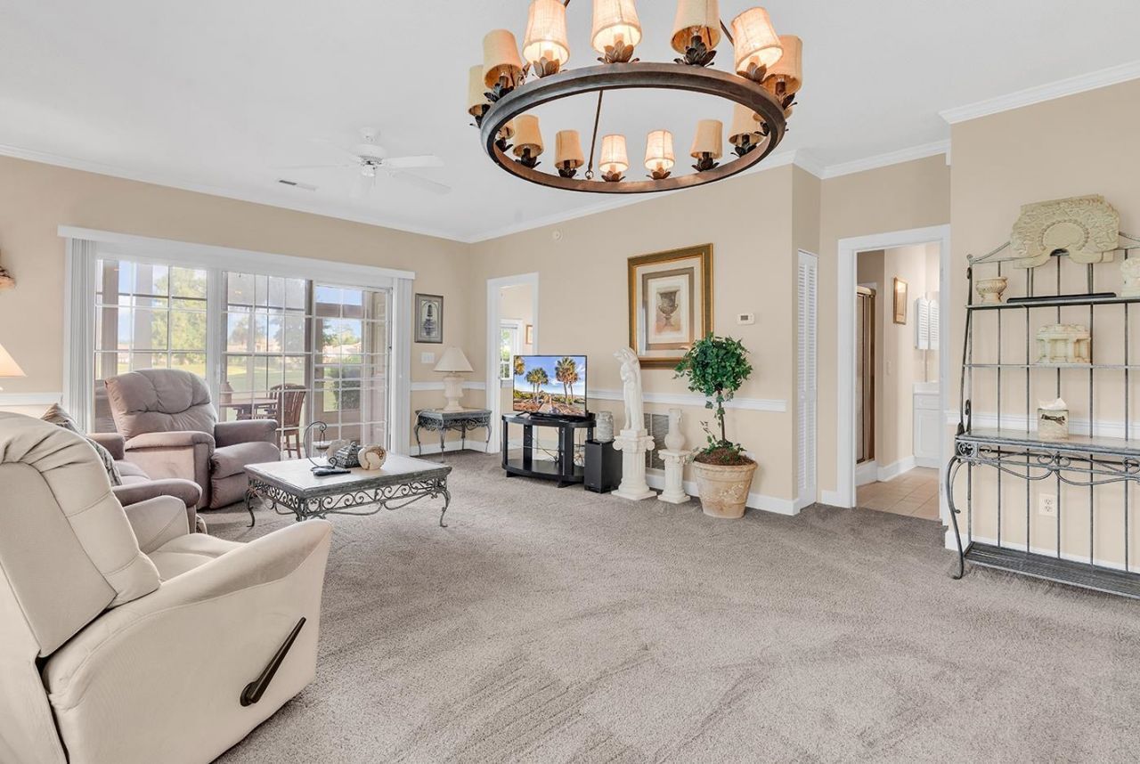 705 Riverwalk Dr. Photo 12