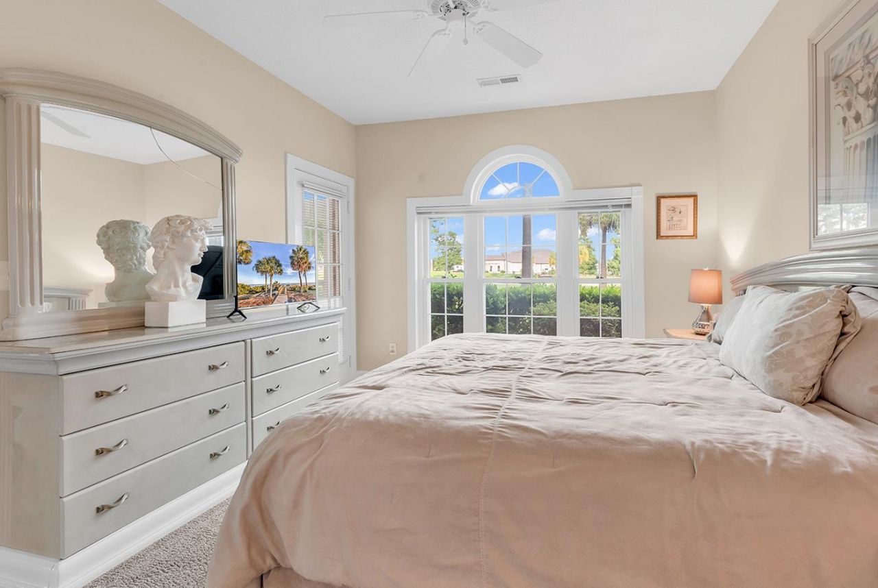 705 Riverwalk Dr. Photo 23