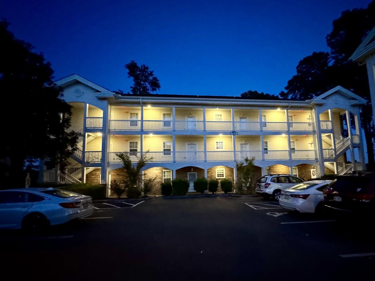 705 Riverwalk Dr. Photo 38