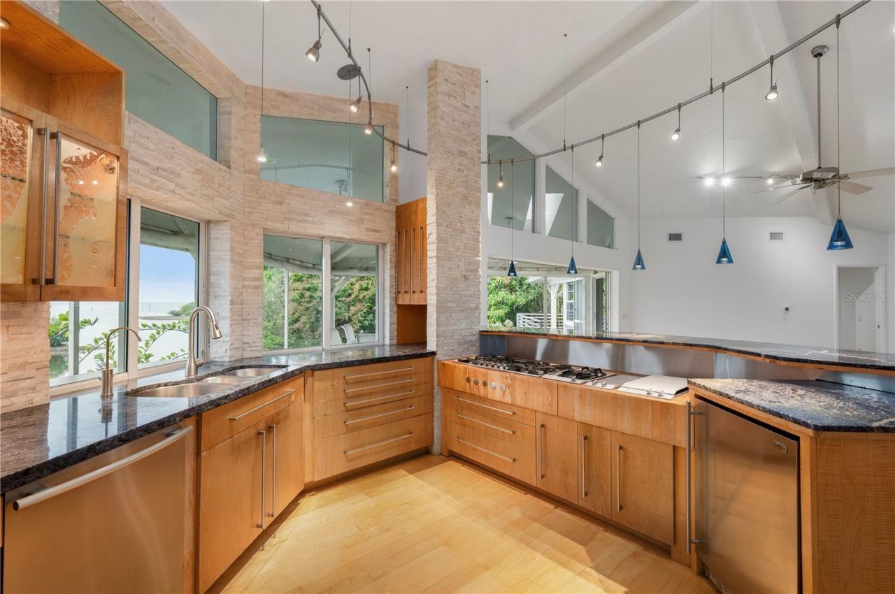 24139 Jolly Roger Boulevard, Punta Gorda, FL 33955 Photo