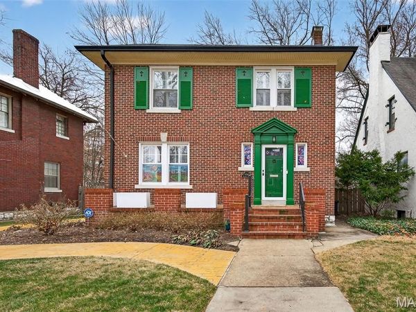 6810 Pershing Avenue, University City, MO 63130