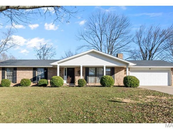 2214 Kent Drive, Cape Girardeau, MO 63701