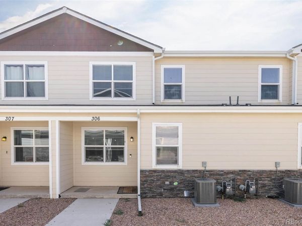 306 S 4th Court, Deer Trail, CO 80105