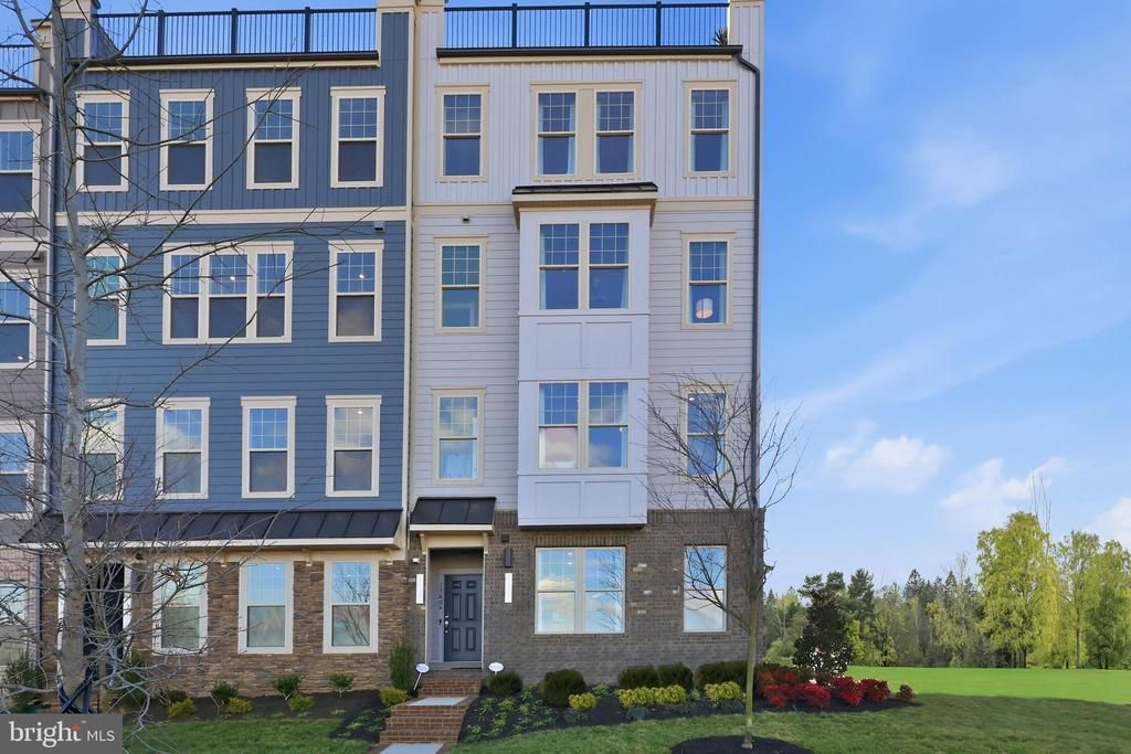 17716 Williams Way, Dumfries, VA 22026 Main Photo