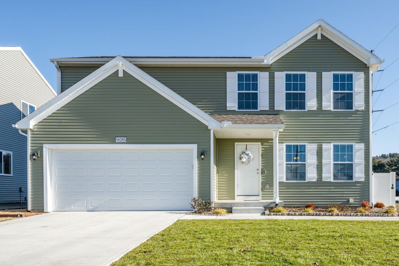 58285 Interlaken Street, Mattawan, MI 49071 Main Photo