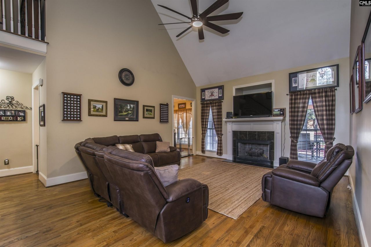 102 Roundtree Road  Photo 17