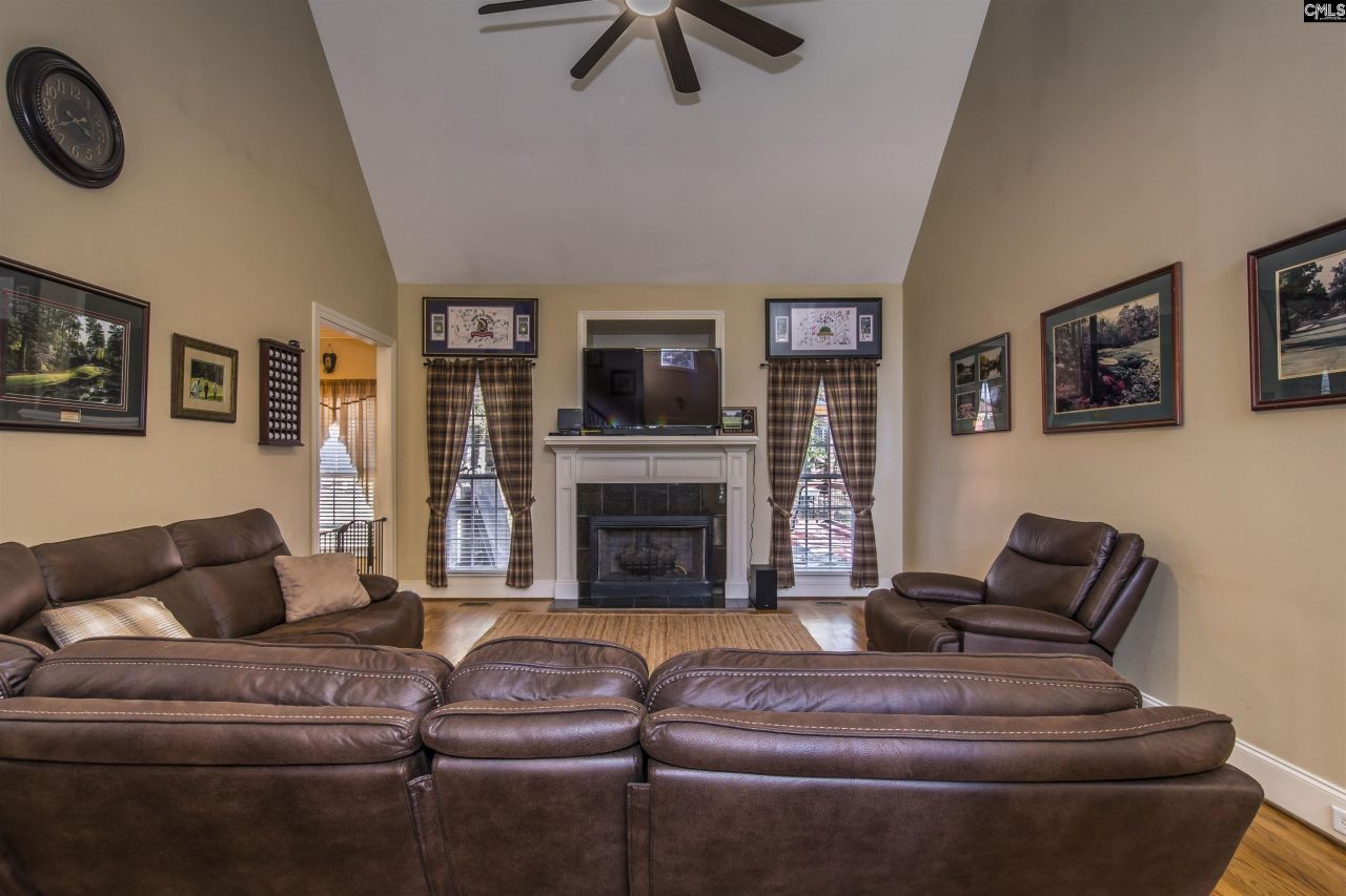 102 Roundtree Road  Photo 18