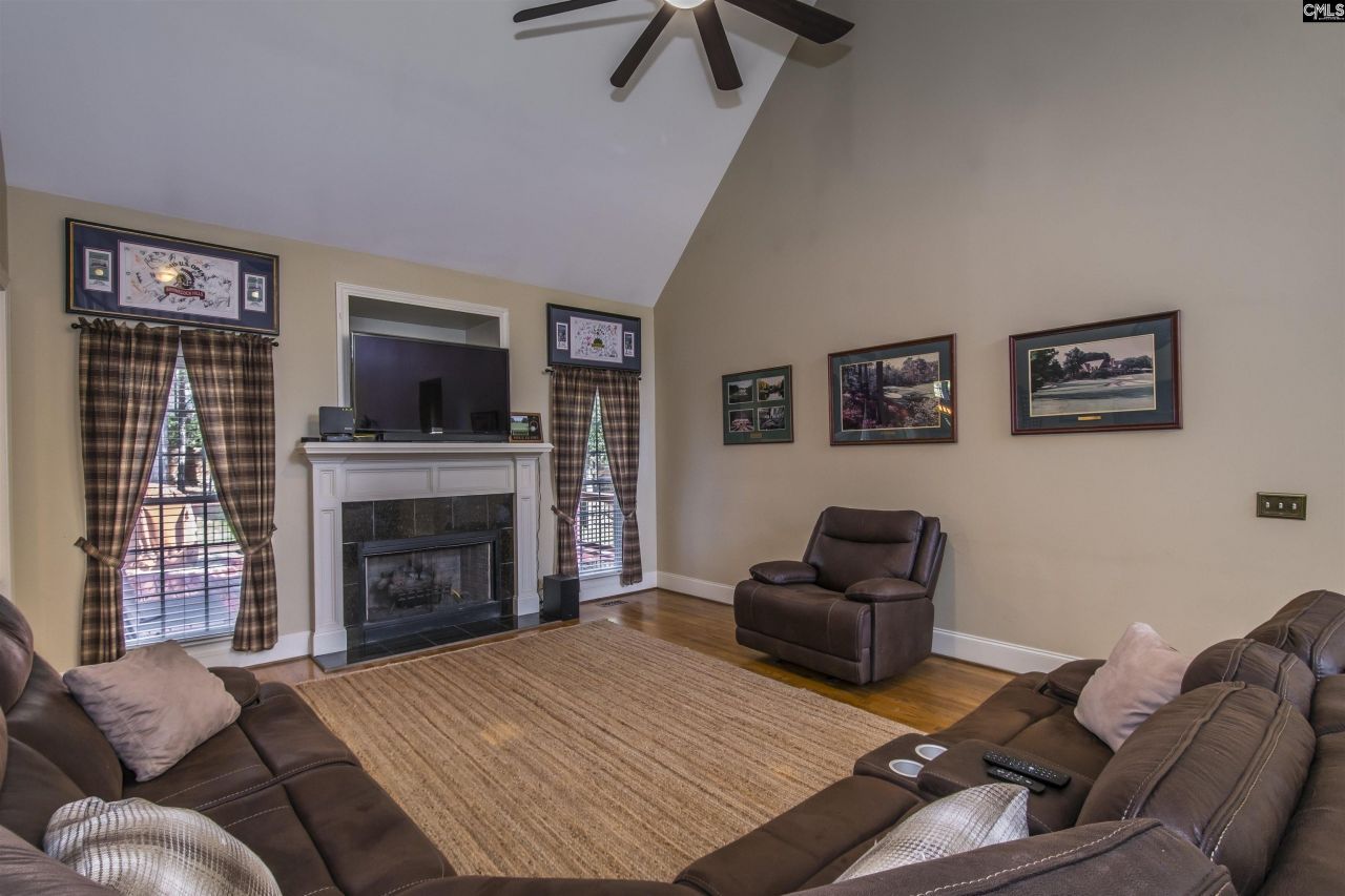 102 Roundtree Road  Photo 19