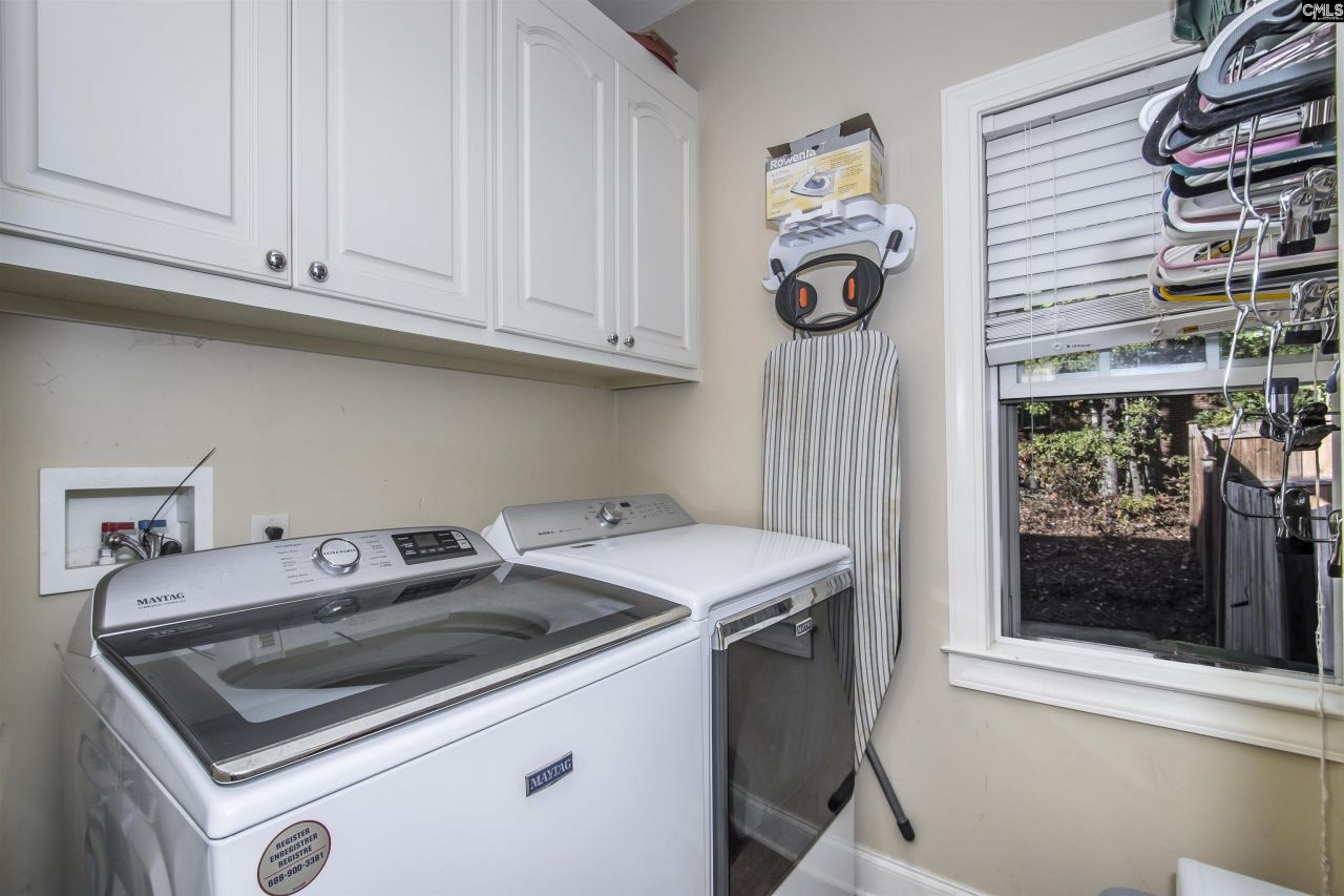 102 Roundtree Road  Photo 36