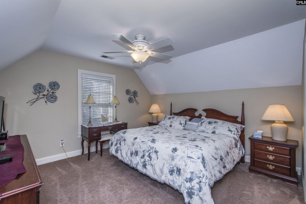 102 Roundtree Road  Photo 45