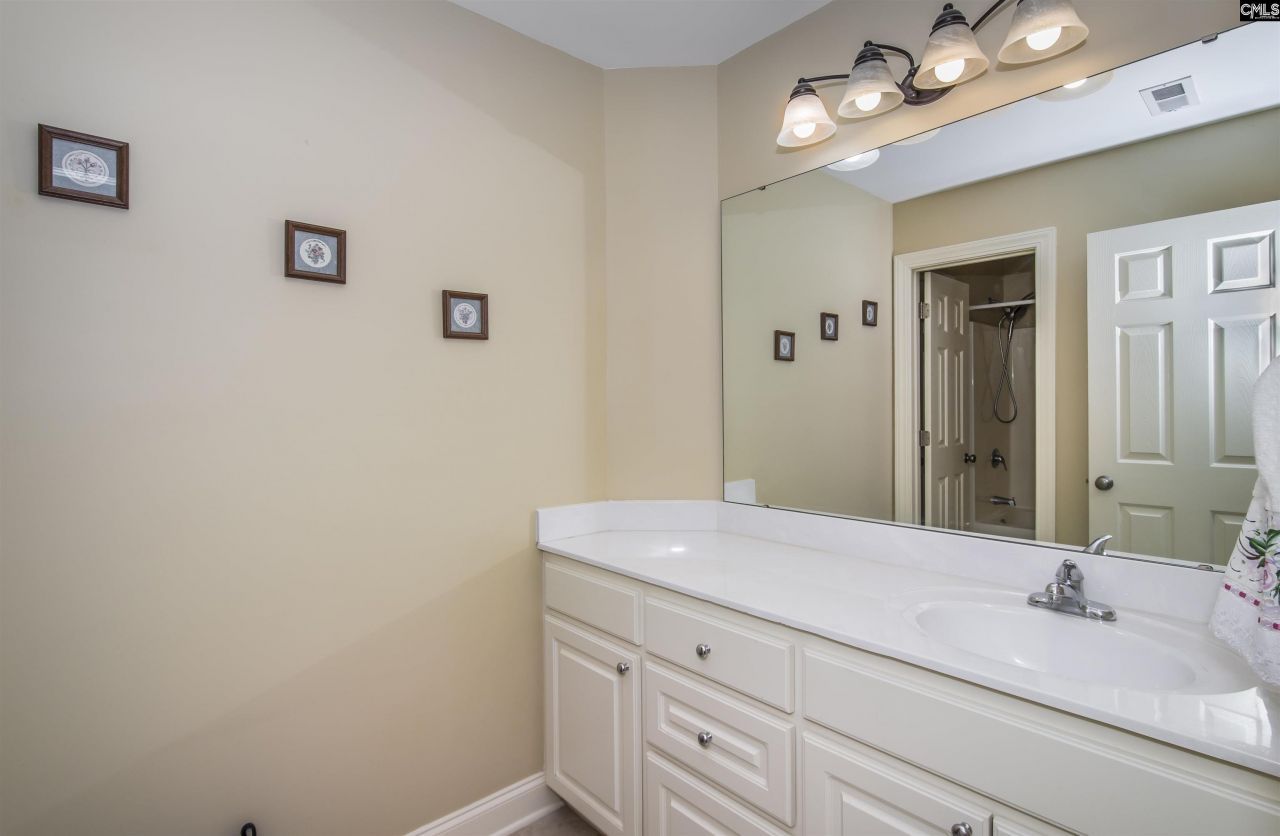 102 Roundtree Road  Photo 48