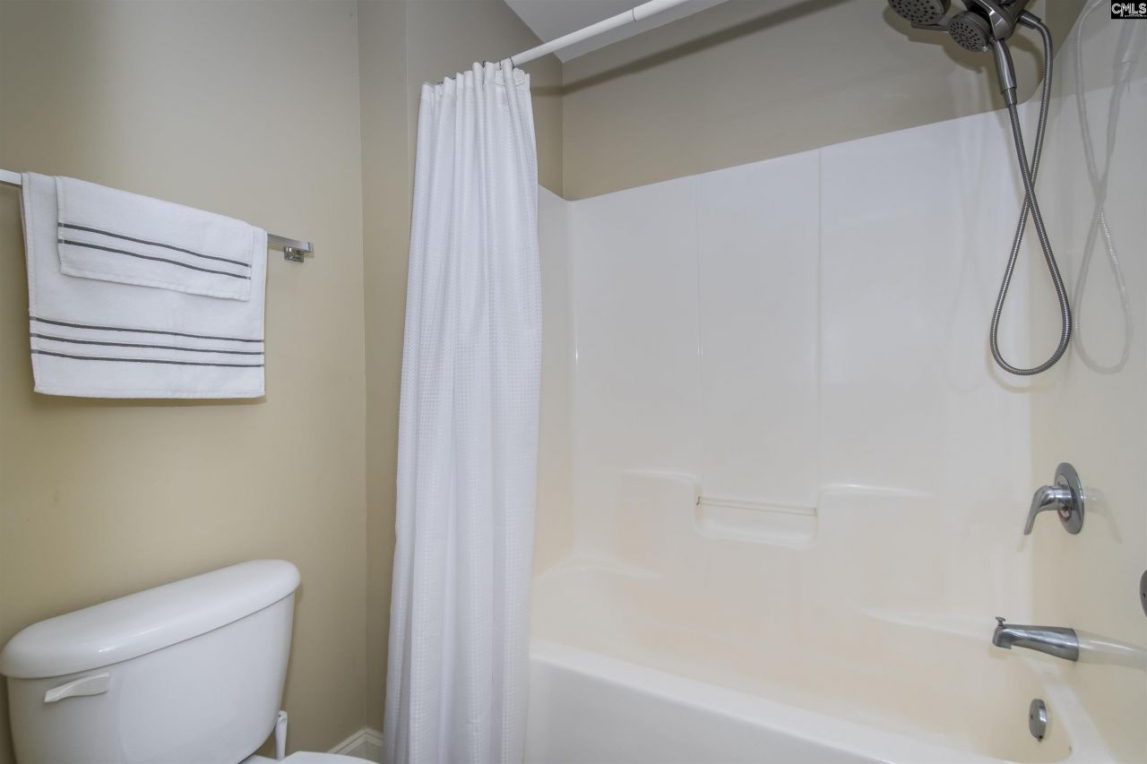 102 Roundtree Road  Photo 49